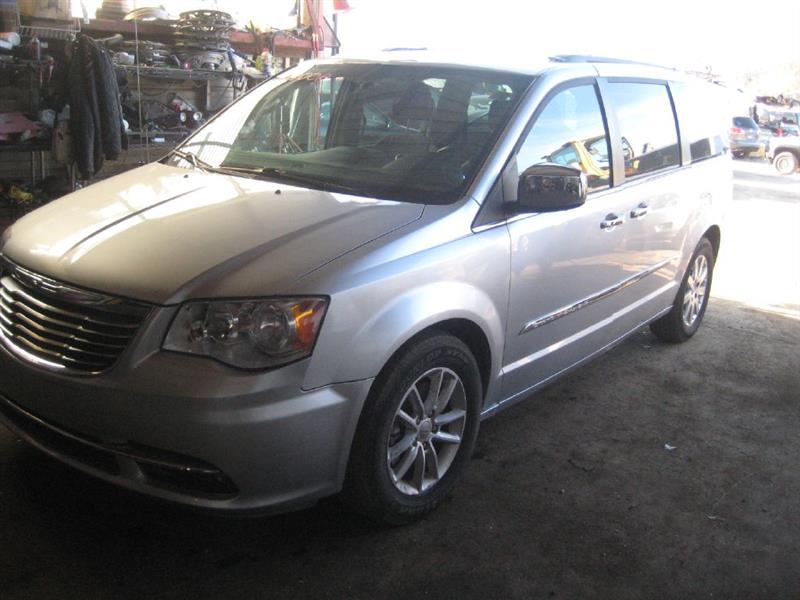 2012 Chrysler Town & Country Touring-L