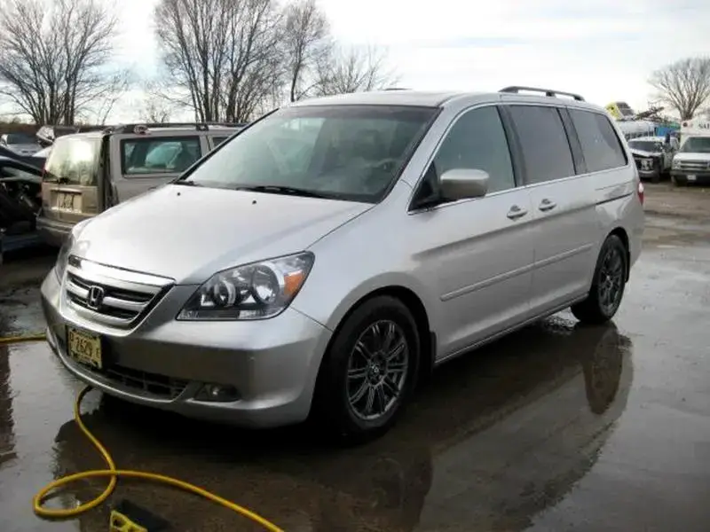 2007 Honda Odyssey Touring's photo