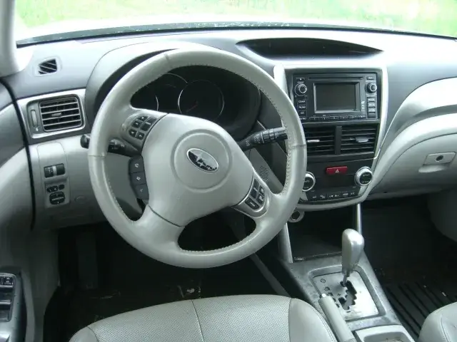 2011 Subaru Forester X Touring - Photo 9