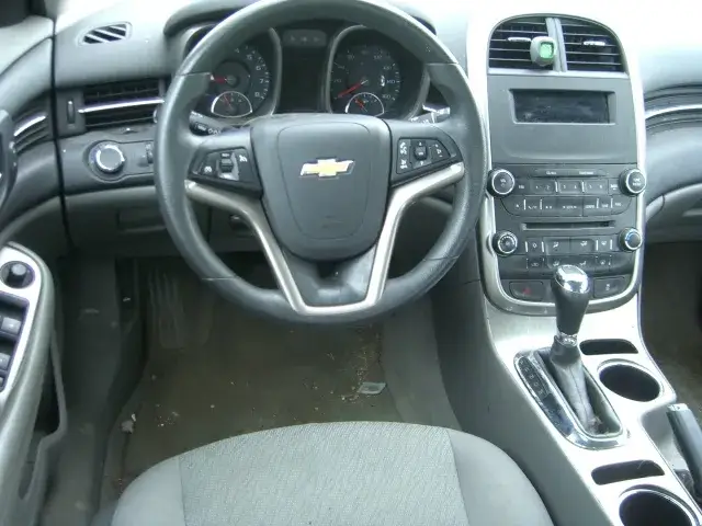 2014 Chevrolet Malibu 1LS - Photo 9